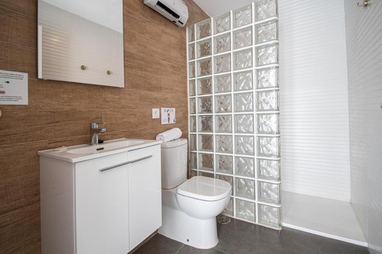 Ferienwohnung Apartamento Los Claveles - La Caleta Cádiz Exterior foto